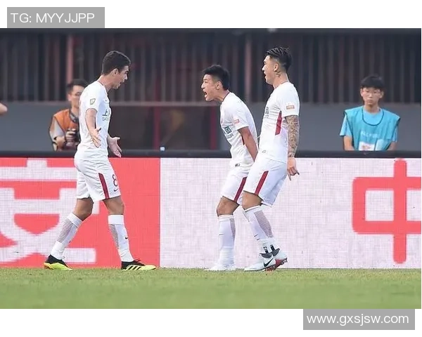 众多足球明星曾光临北京的足迹与故事揭秘 众多足球明星曾光临北京的足迹与故事揭秘