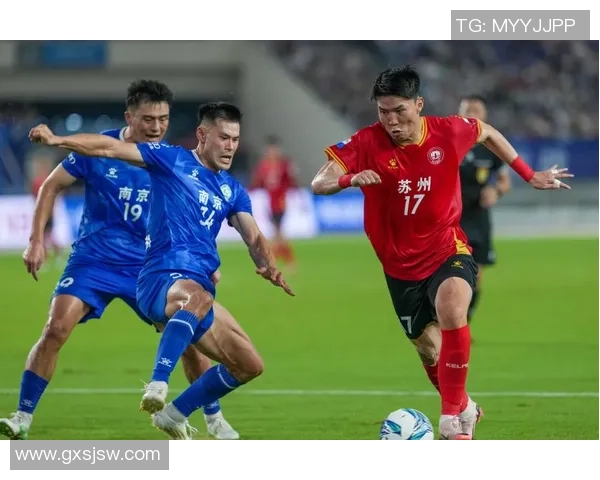 南京足球队荣登实力排行榜第一名引发热议与期待