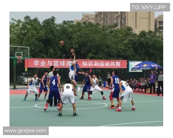 成都篮球队防守表现分析与改进建议探讨