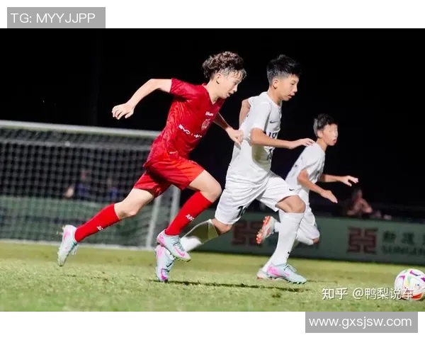 健行足球:探索运动与团队精神的完美结合之旅 健行足球:探索运动与团队精神的完美结合之旅