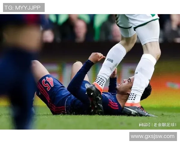 足球弱点解析:如何识别并利用对手的防守漏洞提升比赛胜率 足球弱点解析:如何识别并利用对手的防守漏洞提升比赛胜率