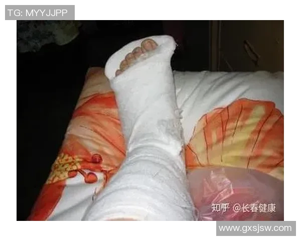 踢足球与吸烟的矛盾探讨：运动健康与不良习惯的碰撞分析